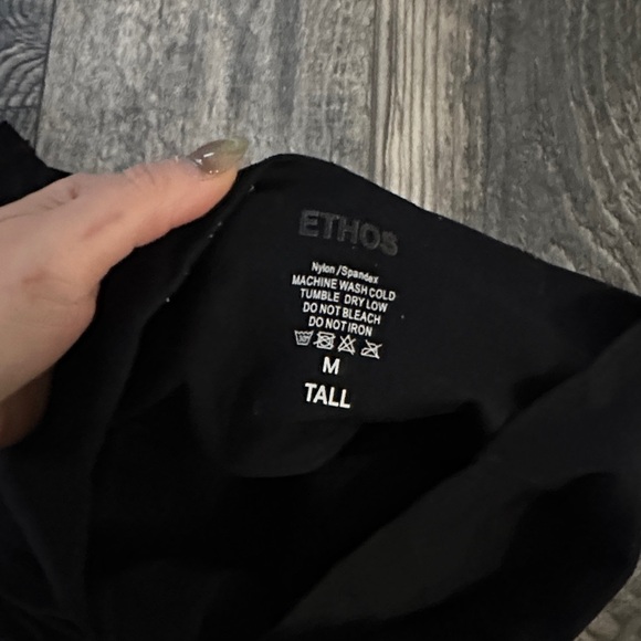 Set of 6 ethos and old navy Leggings Set - Camouflage, Green, and Black - Picture 11 of 15